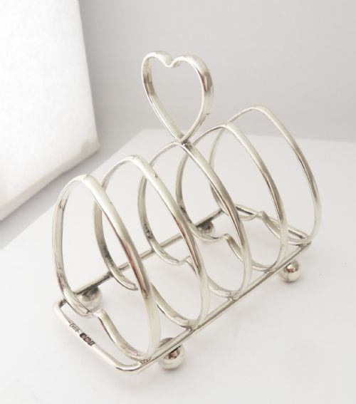 heart shaped solid silver toast rack sheffield 1923 - CATEGORY: ANTIQUE SILVER - DATED 1930