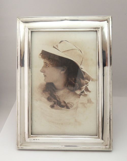 solid silver photograph frame birmingham 1920 - CATEGORY: ANTIQUE SILVER - DATED 1920