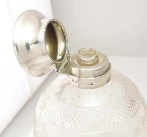 SILVER CUT AND ETCHED SCENT PERFUME BOTTLE BIRMINGHAM 1912 - ADDITIONAL PHOTO 2