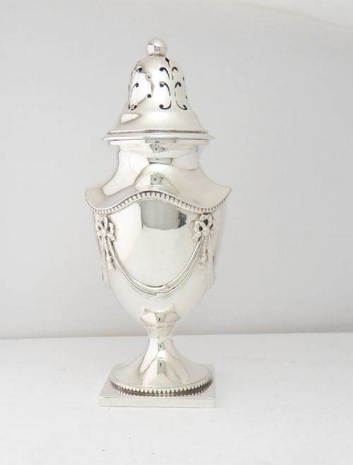 fine silver sugar castershaker london 1911 - CATEGORY: ANTIQUE SILVER - DATED 1920