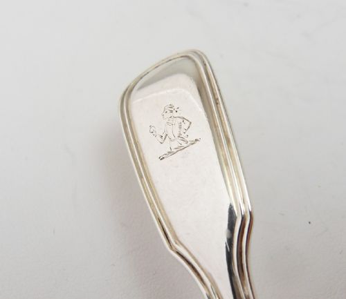 FINE SILVER MUSTARD SPOON LONDON 1845 - ADDITIONAL PHOTO 3