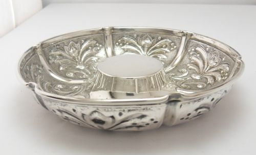 DECORATIVE EDWARDIAN SILVER DISH LONDON 1905 - ADDITIONAL PHOTO 2