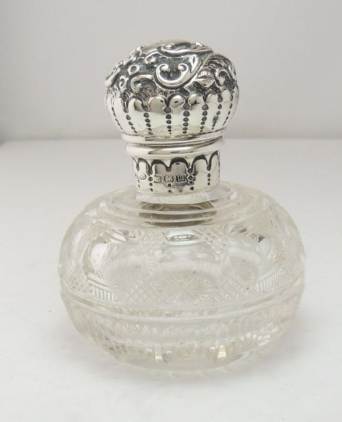 fine silver cut glass scent bottle birmingham 1911 - CATEGORY: ANTIQUE SILVER - DATED 1920