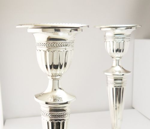 PAIR OF EDWARDIAN SILVER CANDLESTICKS BIRMINGHAM 1902 - ADDITIONAL PHOTO 5