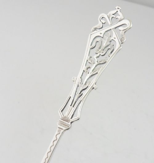 SILVER SUGAR SIFTER SPOON SHEFFIELD 1902 - ADDITIONAL PHOTO 5