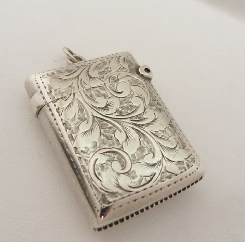 EDWARDIAN SILVER VESTA CASE CHESTER 1901 - ADDITIONAL PHOTO 4