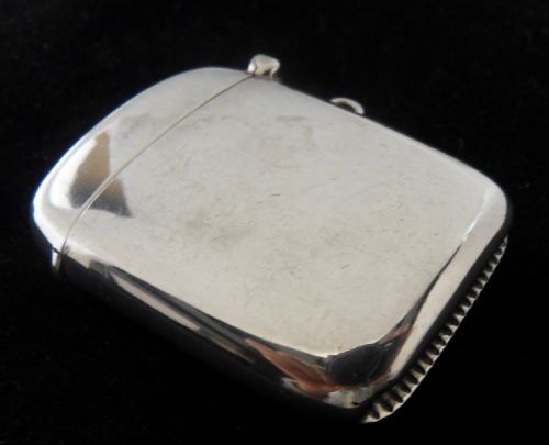 silver curved vesta case birmingham 1919 - CATEGORY: ANTIQUE SILVER - DATED 1920