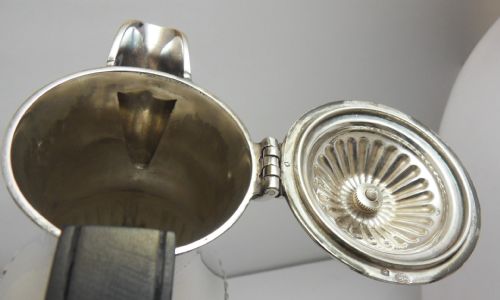 FINE SILVER WATER JUG SHEFFIELD 1922 - ADDITIONAL PHOTO 3