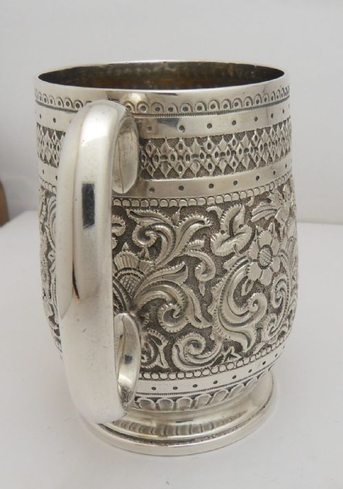 SUPERB SILVER CHRISTENING MUG LONDON 1884 - ADDITIONAL PHOTO 2