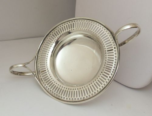 PAIR OF SILVER BONBON DISHES BY MAPPIN WEBB LONDON 1912 - ADDITIONAL PHOTO 9
