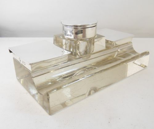 silver cut glass writing set incinkwellstamppen holder london 1907 - CATEGORY: ANTIQUE SILVER - DATED EDWARDIAN