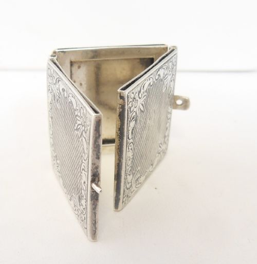 EDWARDIAN SILVER FOLDING PHOTOGRAPH STAMP HOLDER FRAME - ADDITIONAL PHOTO 10