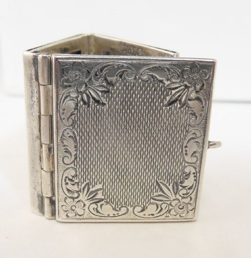 EDWARDIAN SILVER FOLDING PHOTOGRAPH STAMP HOLDER FRAME - ADDITIONAL PHOTO 11