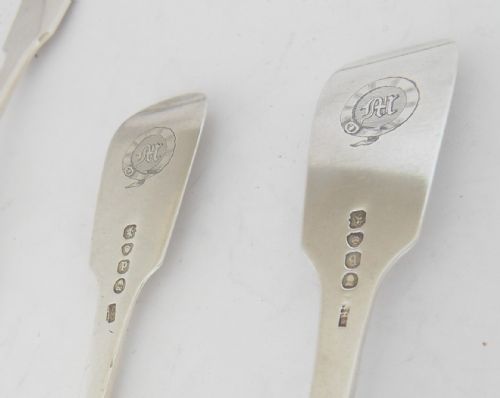 WILLIAM IV SILVER DINNER FORKS HALLMARKED 1830 - ADDITIONAL PHOTO 4