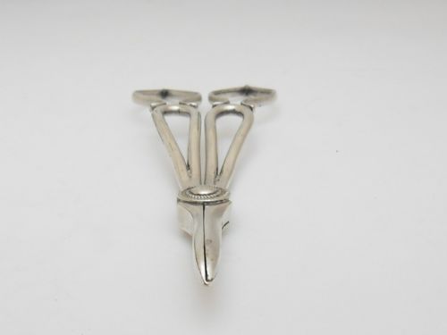 PRETTY SILVER PLATED VICTORIAN GRAPE SCISSORS - ADDITIONAL PHOTO 3