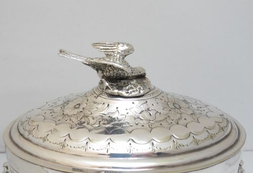 SUPERB VICTORIAN SILVER PLATED BISCUIT BARREL BOX - ADDITIONAL PHOTO 4