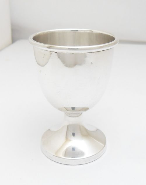 SOLID SILVER EGG CUP BIRMINGHAM 1924 - ADDITIONAL PHOTO 2