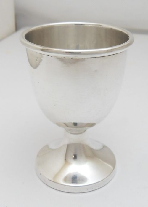 SOLID SILVER EGG CUP BIRMINGHAM 1924 - ADDITIONAL PHOTO 3