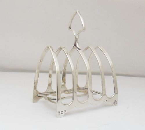 stunning gothic arch silver toast rack london 1911 - CATEGORY: ANTIQUE SILVER - DATED 1920
