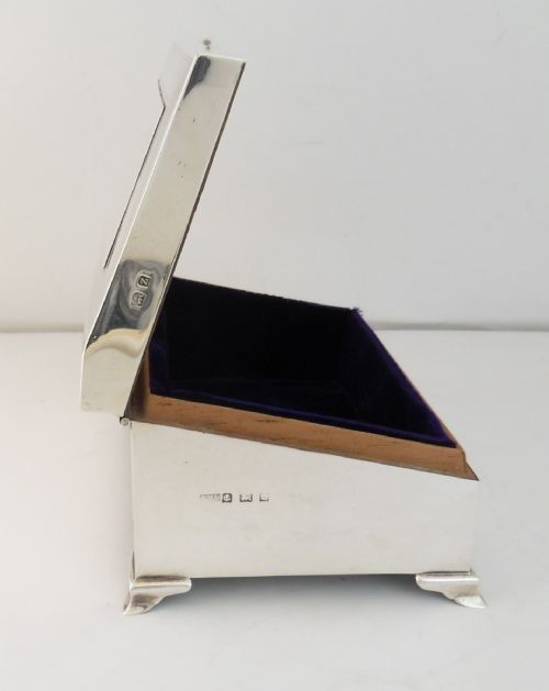 SILVER DESK SHAPED TRINKET BOX BIRMINGHAM 1924 - ADDITIONAL PHOTO 2