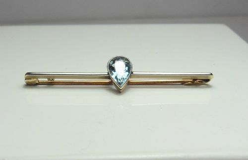 aquamarine 15ct gold platinum bar brooch circa 1920 - CATEGORY: ANTIQUE JEWELLERY - DATED 1920