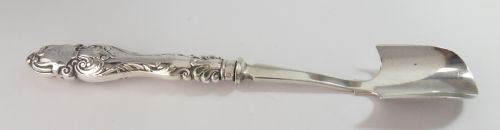EARLY VICTORIAN SOLID SILVER STILTON SCOOP SHEFFIELD 1852 - ADDITIONAL PHOTO 2