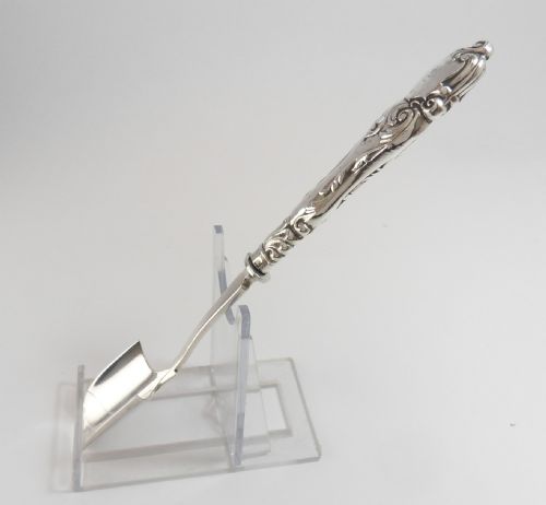 EARLY VICTORIAN SOLID SILVER STILTON SCOOP SHEFFIELD 1852 - ADDITIONAL PHOTO 8
