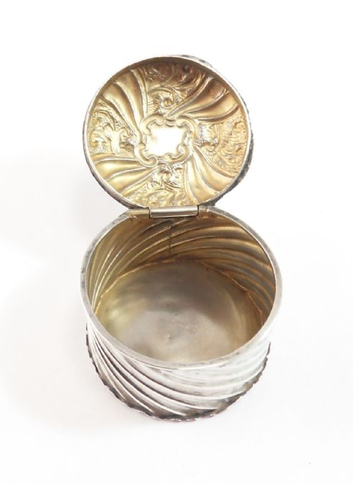 VICTORIAN SILVER BOX BIRMINGHAM 1892 - ADDITIONAL PHOTO 3