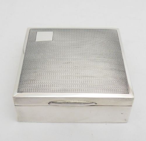 fine square silver box birmingham 1938 - CATEGORY: ANTIQUE SILVER - DATED 1940