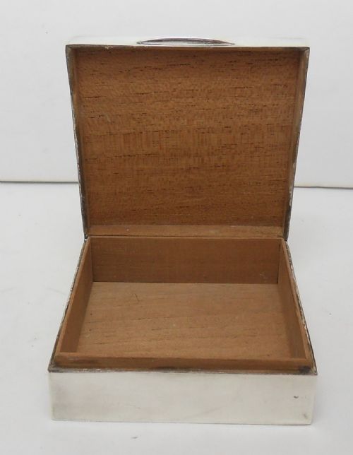 FINE SQUARE SILVER BOX BIRMINGHAM 1938 - ADDITIONAL PHOTO 3