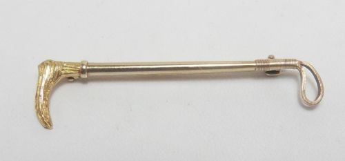 9ct gold stock pin brooch in riding crop form circa 1920 - CATEGORY: ANTIQUE JEWELLERY - DATED 1920