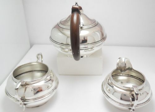 FINE SILVER ART DECO 3PIECE TEA SET LONDON 1922 - ADDITIONAL PHOTO 3