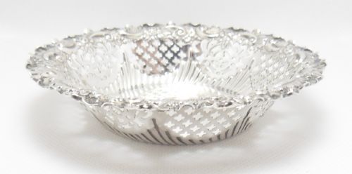 VICTORIAN SILVER BON BON DISH SHEFFIELD 1894 - ADDITIONAL PHOTO 2