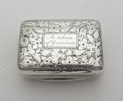 superb silver vinaigrette 'a token of gratitude' birmingham 1831 - CATEGORY: ANTIQUE SILVER - DATED 19TH CENTURY