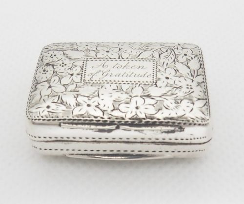 SUPERB SILVER VINAIGRETTE 'A TOKEN OF GRATITUDE' BIRMINGHAM 1831 - ADDITIONAL PHOTO 1