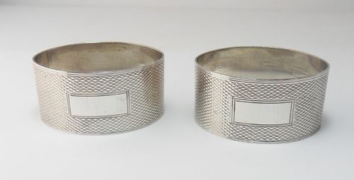PAIR OF OVAL NAPKIN RINGS BIRMINGHAM 1944 - ADDITIONAL PHOTO 1