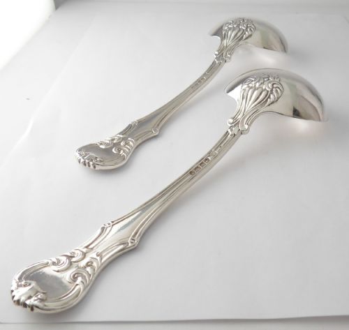 FINE PAIR OF EARLY VICTORIAN SILVER LADLES LONDON 1841 - ADDITIONAL PHOTO 2