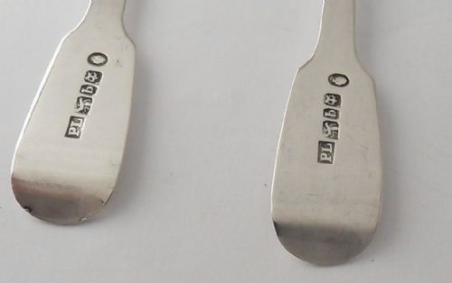 PAIR OF SMALL SILVER FORKS SHEFFIELD 1836 BY PATRICK LEONARD - ADDITIONAL PHOTO 3