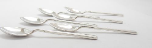 CASED SET OF 6 MINIATURE SILVER SPOONS RETAILED BY HARRODS - ADDITIONAL PHOTO 6