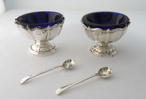 HANDSOME CASED SET OF SALTS SPOONS BIRMINGHAM 1908 - ADDITIONAL PHOTO 3