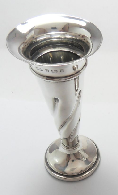 PAIR OF SILVER SWIRL STEM VASES BIRMINGHAM 1904 - ADDITIONAL PHOTO 9