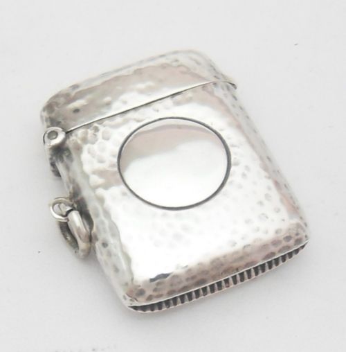 FINE HAMMERED FINISH SILVER VESTA CASE BIRMINGHAM 1905 - ADDITIONAL PHOTO 1