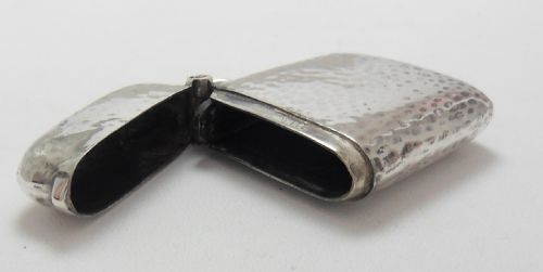 FINE HAMMERED FINISH SILVER VESTA CASE BIRMINGHAM 1905 - ADDITIONAL PHOTO 8
