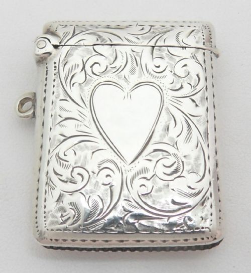 silver 'heart decoration' vesta case birmingham 1910 - CATEGORY: ANTIQUE SILVER - DATED 1910