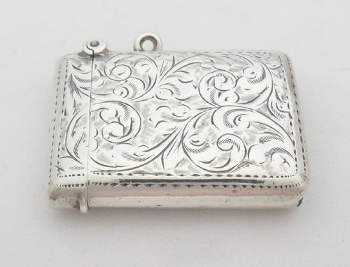 SILVER 'HEART DECORATION' VESTA CASE BIRMINGHAM 1910 - ADDITIONAL PHOTO 3