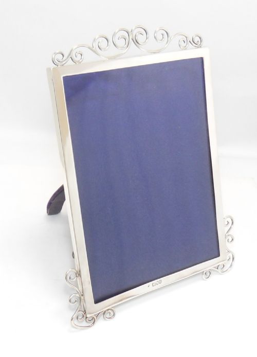 LARGE SILVER PHOTO FRAME HALLMARKED LONDON 1900 - ADDITIONAL PHOTO 8