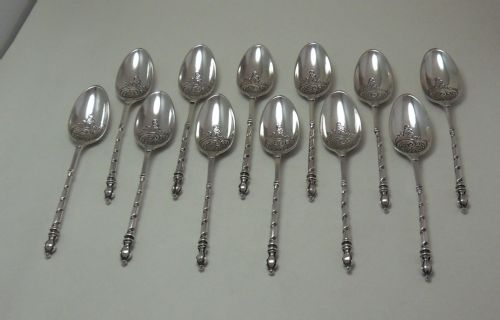 SUPERB CASED SET OF 12 VICTORIAN TEASPOONS LONDON 1876 - ADDITIONAL PHOTO 3