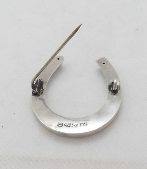 VICTORIAN SILVER HORSESHOE BROOCH CHESTER 1887 - ADDITIONAL PHOTO 5