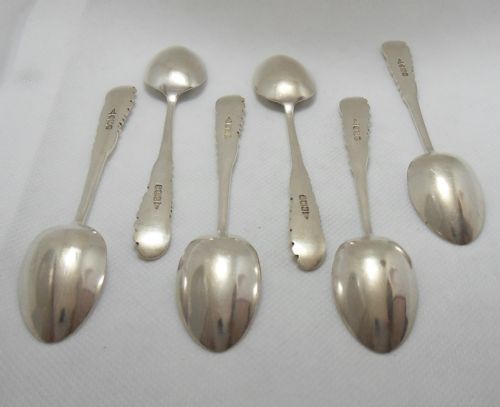SET OF SILVER TEASPOONS SUGAR TONGS WALKER HALL SHEFFIELD 1907 - ADDITIONAL PHOTO 2