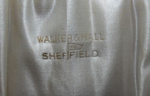 SET OF SILVER TEASPOONS SUGAR TONGS WALKER HALL SHEFFIELD 1907 - ADDITIONAL PHOTO 9